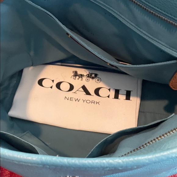 Coach limited edition Peanuts City Zip tote in ocean blue - Picture 7 of 7